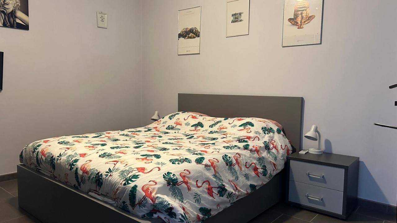 Ruime Studio In Deurne Antwerpen Bagian luar foto
